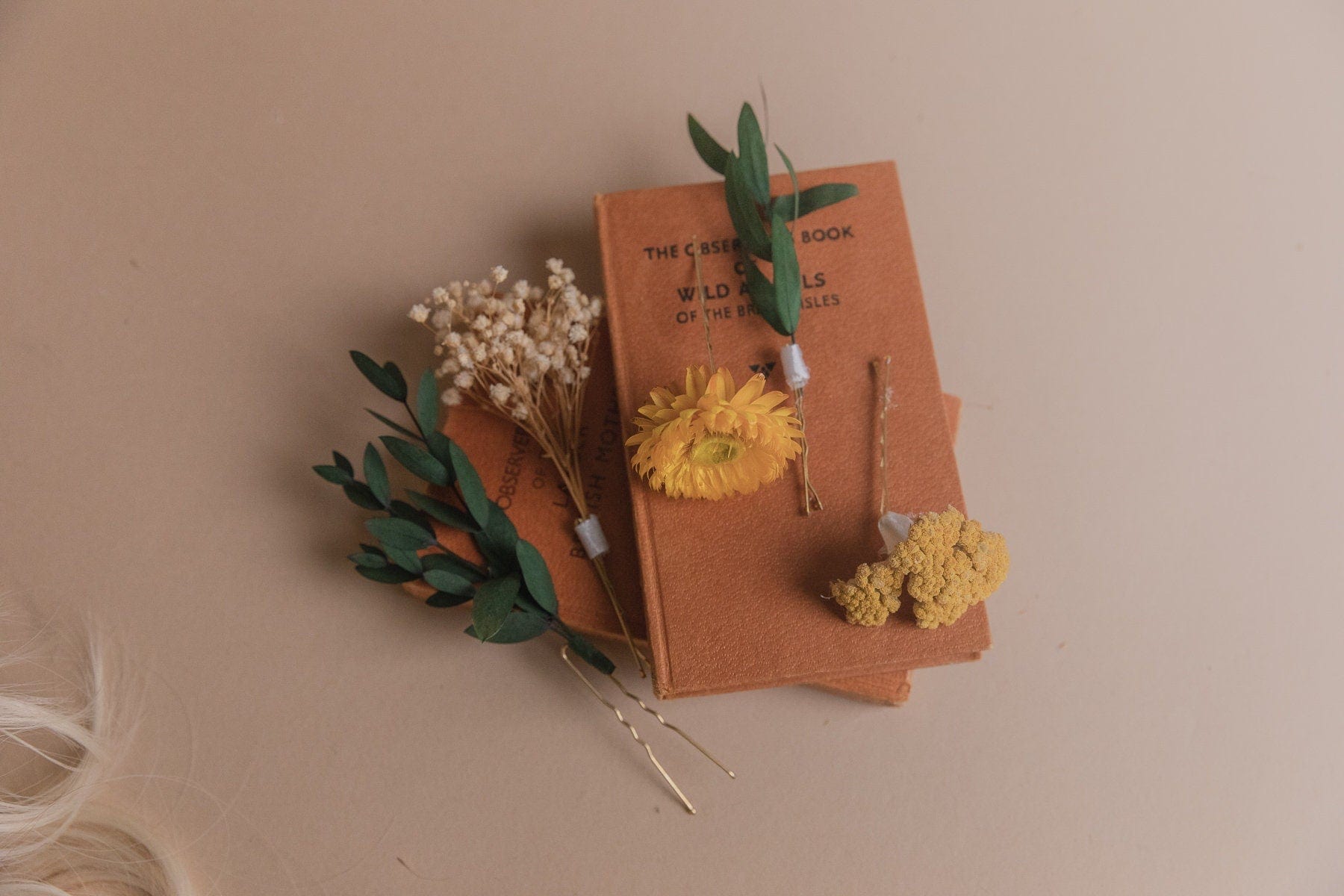 hiddenbotanicsweddings Hair Pin Sets Preserved Eucalyptus & Yellow Yarrow Flowers With Yellow Straw Flowers Boho Bridal Hair Pin Set 5 Piece