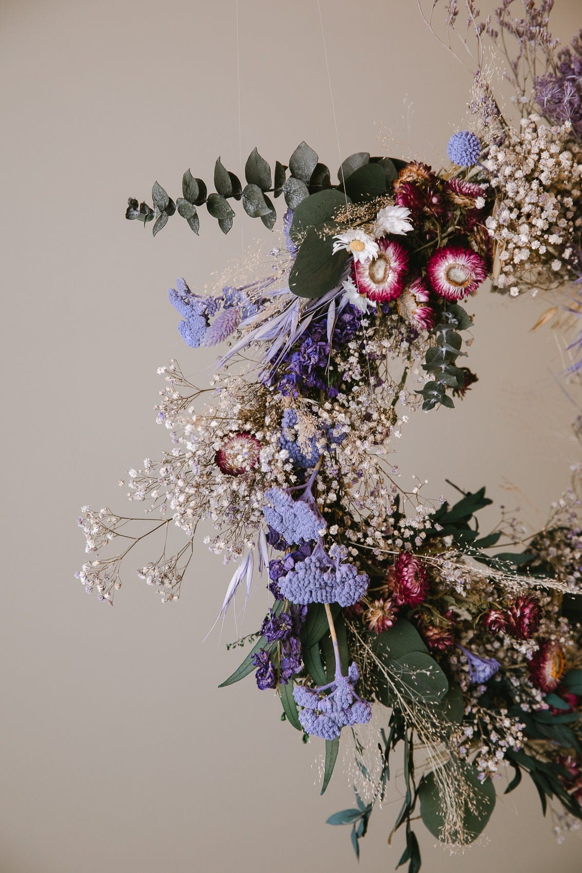 hiddenbotanicsweddings Modern Christmas Wreath No.3 / Soft Winter Door Wreath Lilac Details Christmas Decoration / Christmas Wreath / Xmas Door Wreath