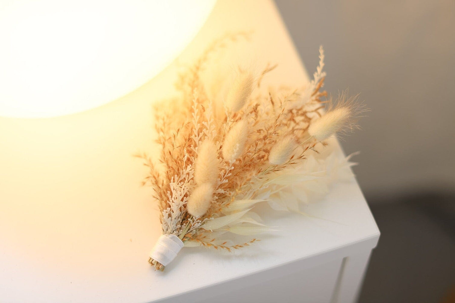 hiddenbotanicsweddings Buttonholes/Boutonnieres Pampas and Cream Lagurus Boutonnieres / Lapel Pin For Men / Groom Pin / Boho Boutonniere / Groom Boutonniere