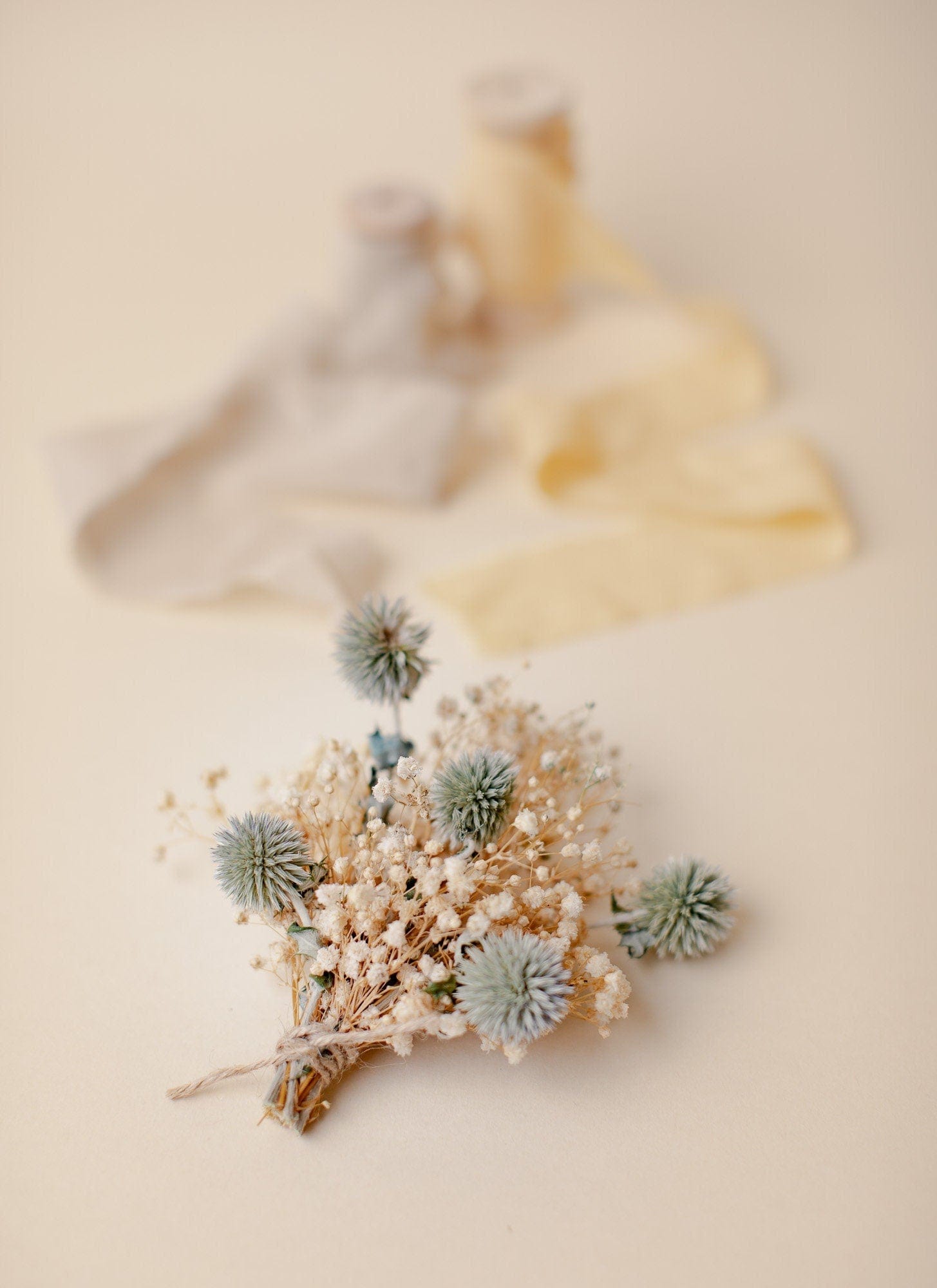 hiddenbotanicsweddings Buttonholes/Boutonnieres Scottish Globe Thistle Boutonnieres / Lapel Pin For Men / Groom Pin / Boho Boutonniere / Groom Boutonniere